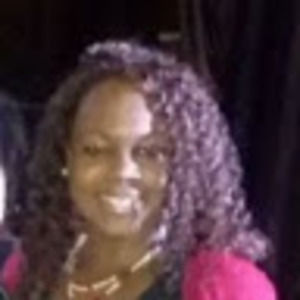 Meet your Posher, Dionne